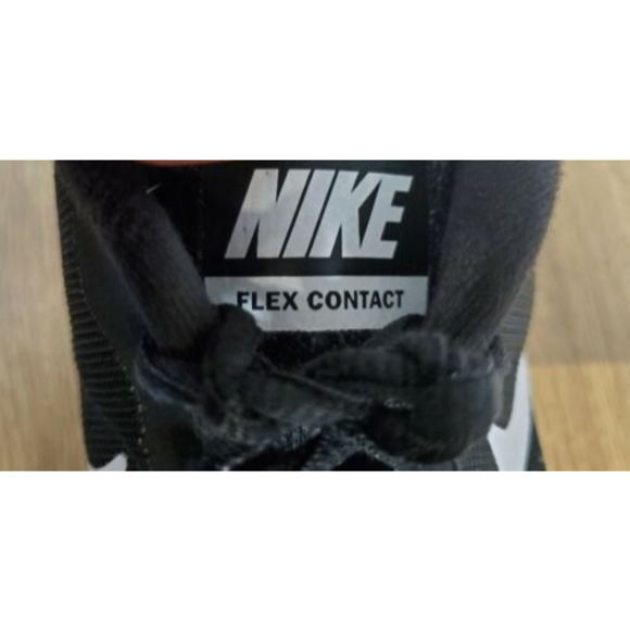 Nike Flex Contact Running Shoes Black White Women’s Size 10 US 908995-002 - Picture 4 of 5